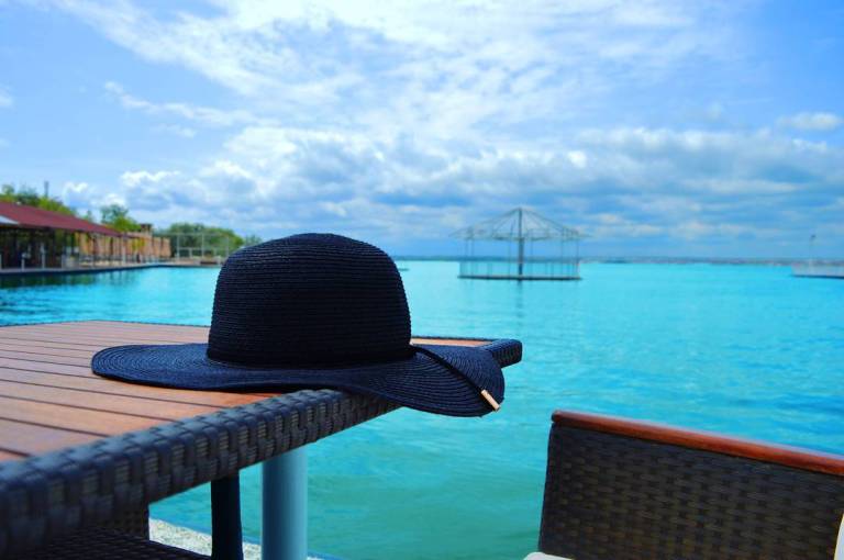 18645052_298907653885607_6794034737762533376_n