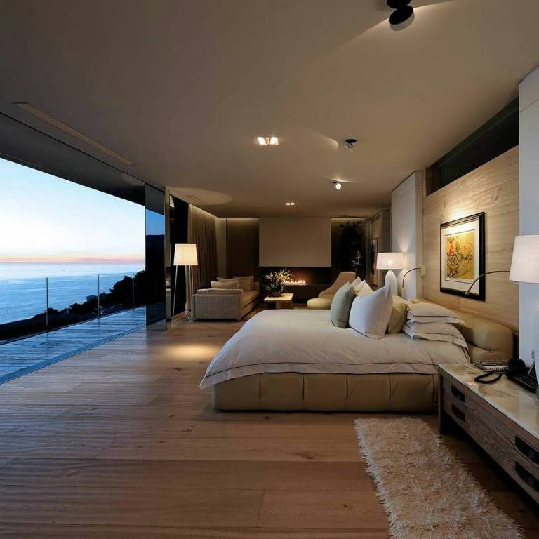 Clifton House 2 by Peerutin Architects