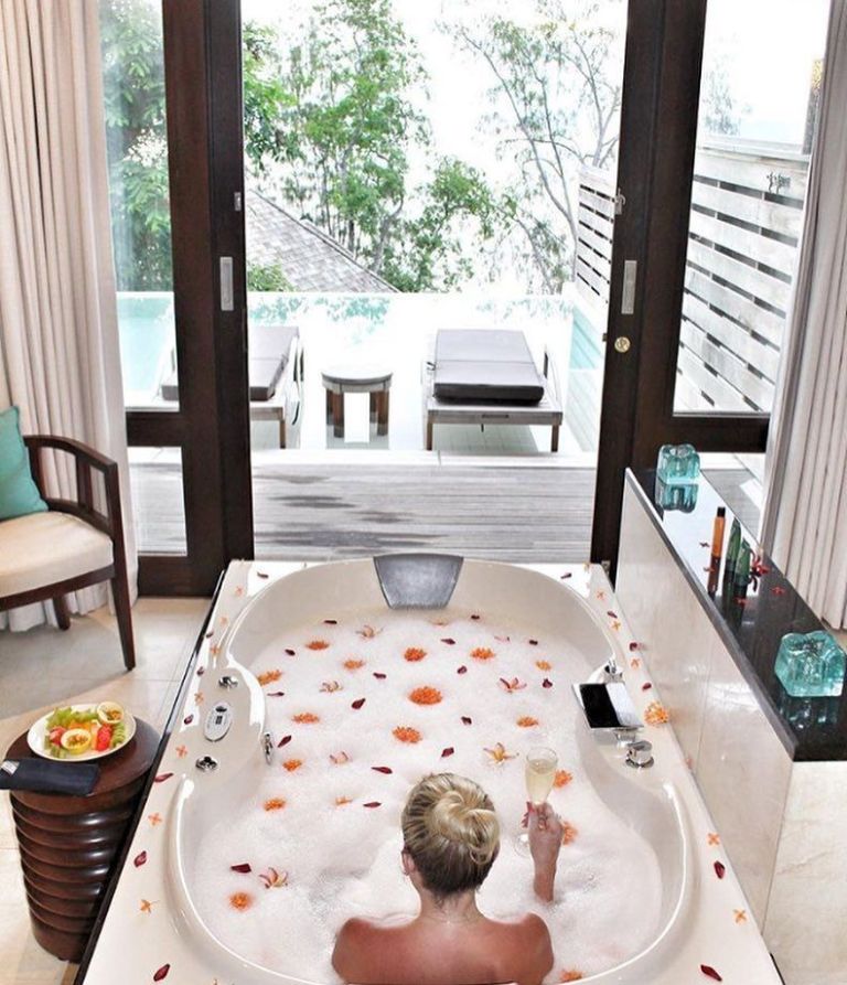 The Grand Ocean Pool Villa Luxury Bath Experience at Hilton Seychelles Northolme Resort & Spa