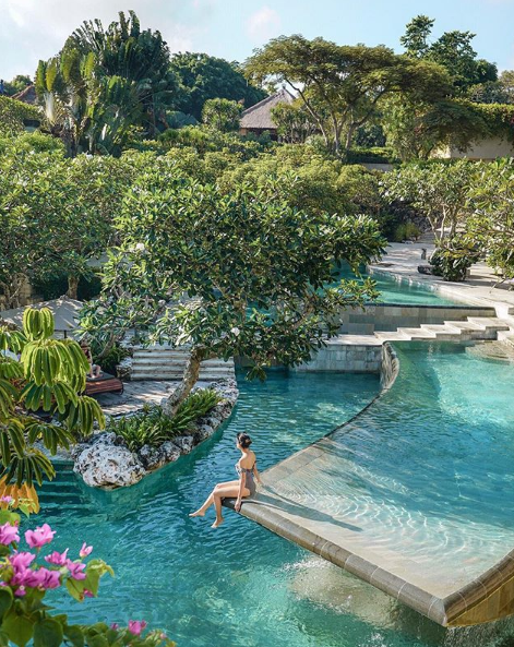 Χωρίς τίτλο