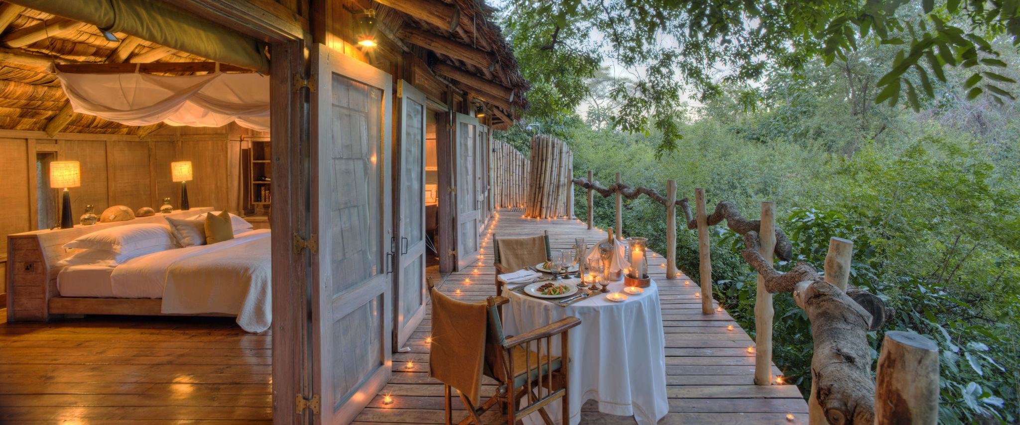 lake-manyara-tree-lodge-room-treehouse-deck-01